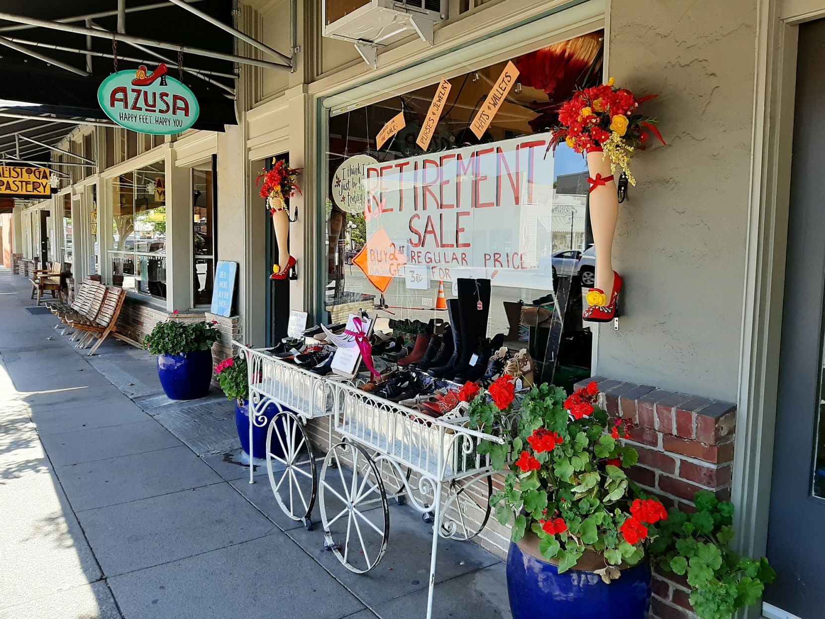 Azusa shoe store